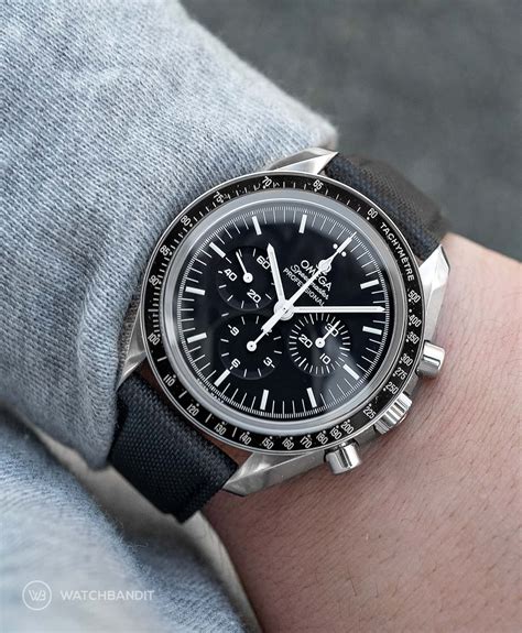 omega speedmaster pro strap black grey-bordered|Omega Speedmaster strap options.